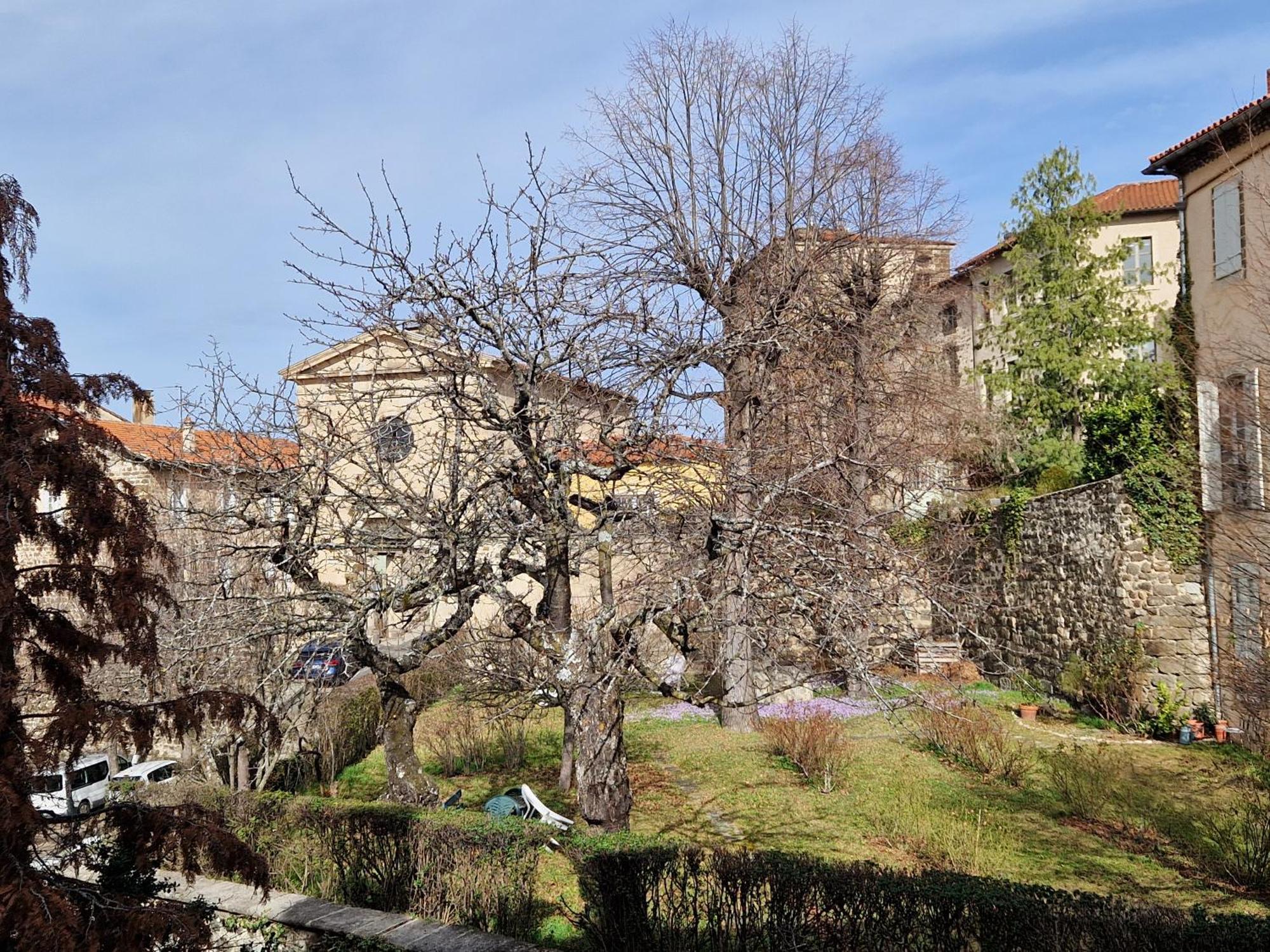 Gite Des Tables - Cathedrale, Coeur Historique, Vue Le Puy-en-Velay Exterior photo